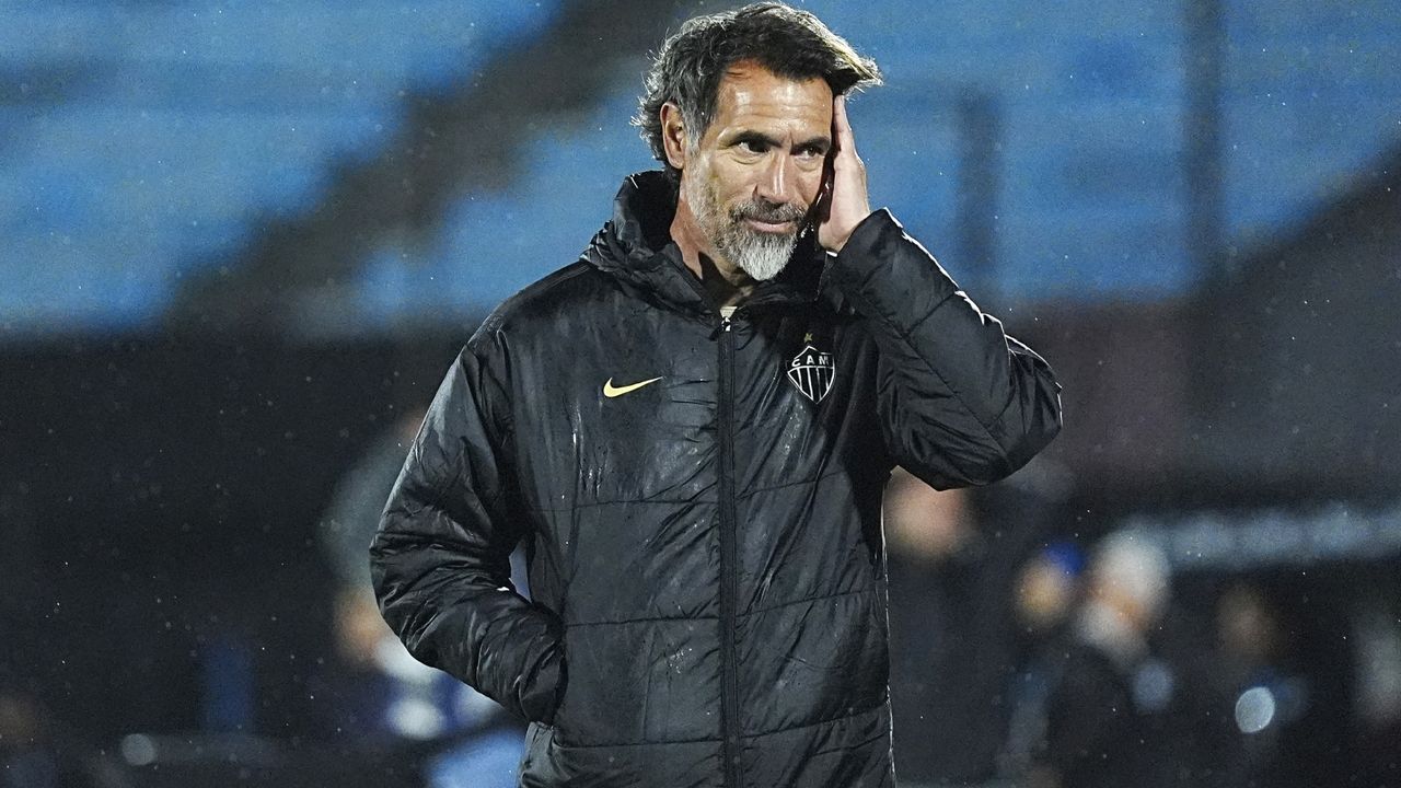 Eduardo Domínguez lanza advertencia antes de la final de Copa Sudamericana contra Boca