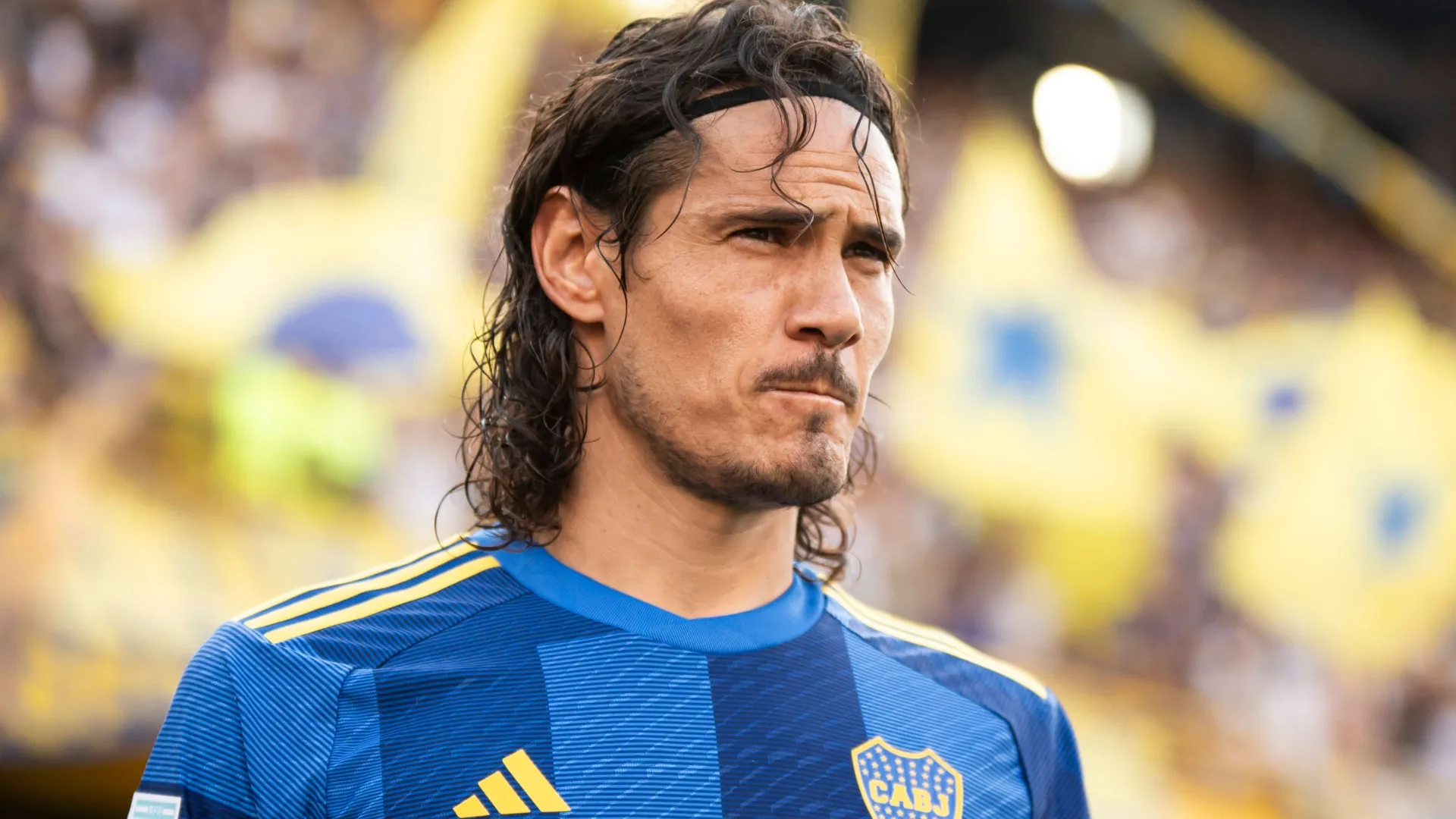 Edinson Cavani se sinceró: "Tal vez esperaban 50 goles" y cuándo festejará en el alambrado